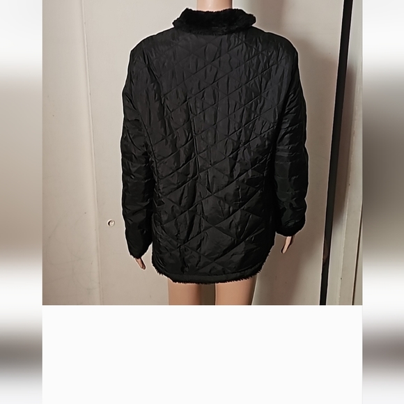 Size Large jacket from bundle - Picture 2 of 3
